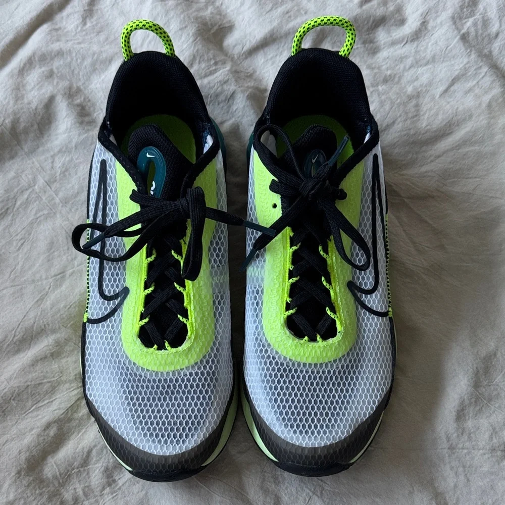 Nike Air Max Sneakers in Neon Green, Teal & Black - Picture 2 of 7
